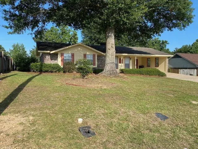 268 West Hills Dr., Hattiesburg, MS 39402