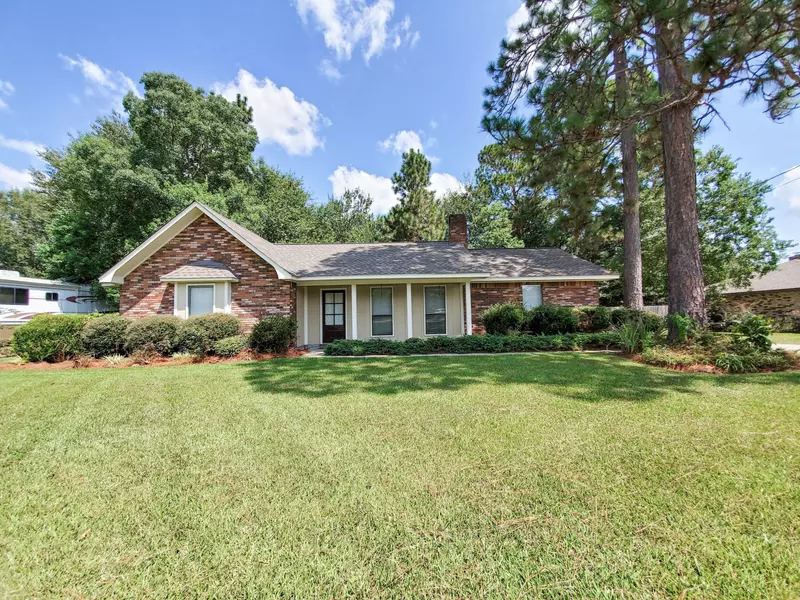 1333 Hwy 42, Petal, MS 39465