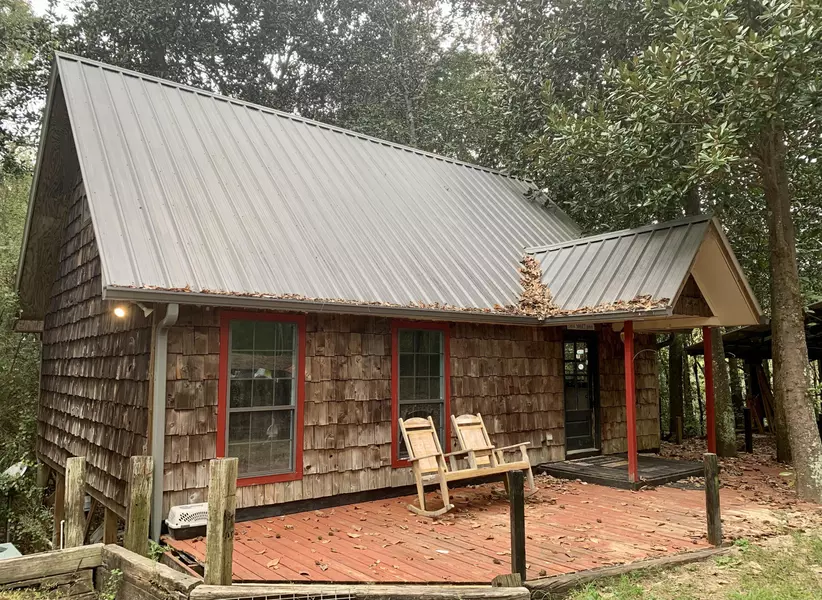 1497 Clubhouse Dr., Wiggins, MS 39577