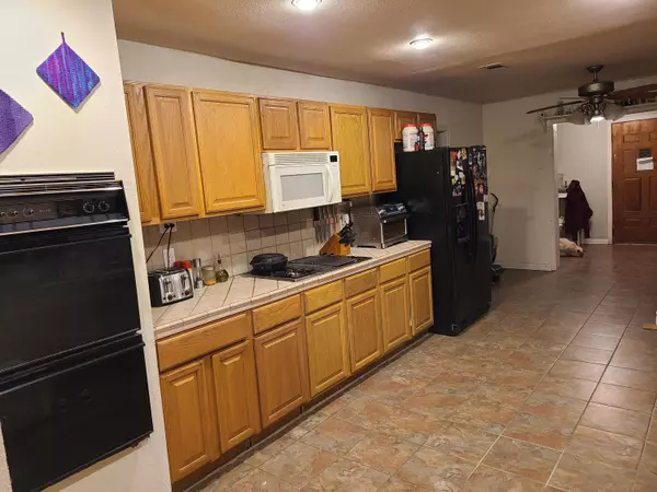 Petal, MS 39465,303 Petal Dr.