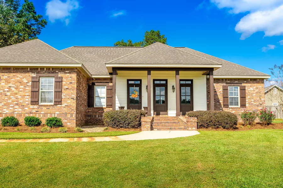 26 W Spruce, Sumrall, MS 39482