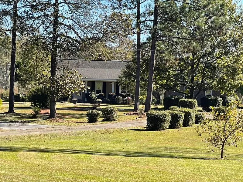 160 Moss Ln., Petal, MS 39465