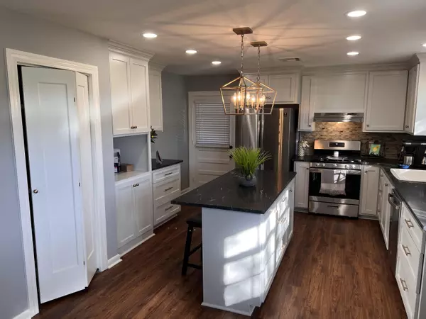 Columbia, MS 39429,1621 Sumrall Rd.