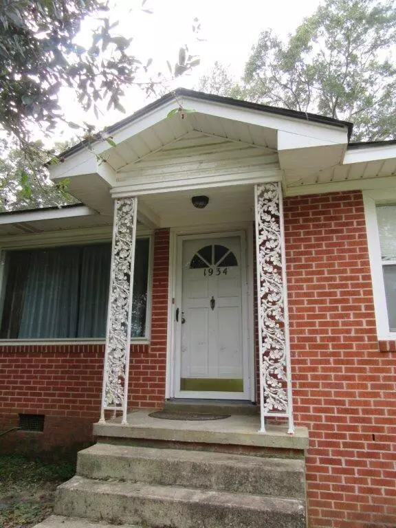 Laurel, MS 39440,1934 Old Bay Springs Rd.