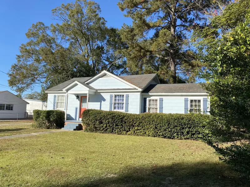 106 E 7th St., Petal, MS 39465