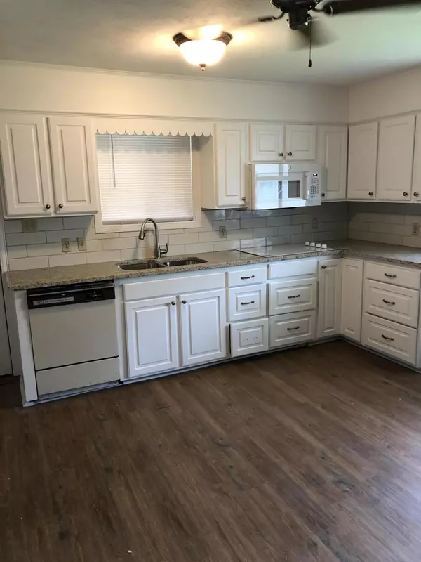 Sumrall, MS 39482,76 1st East St