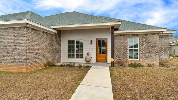 7 Caitlynn Cir., Hattiesburg, MS 39402