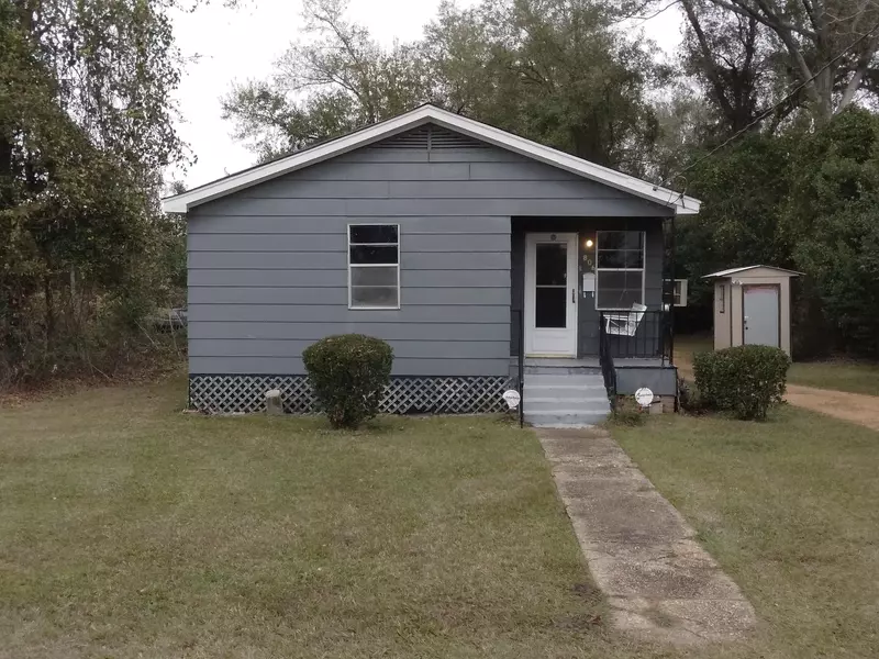 806 Duke Ave., Hattiesburg, MS 39401