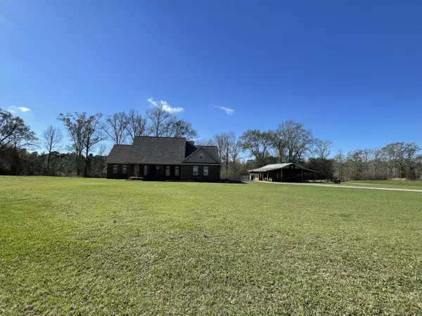 Petal, MS 39465,64 Green Acres