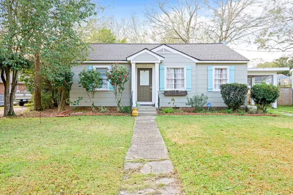 505 Rebecca Ave., Hattiesburg, MS 39401