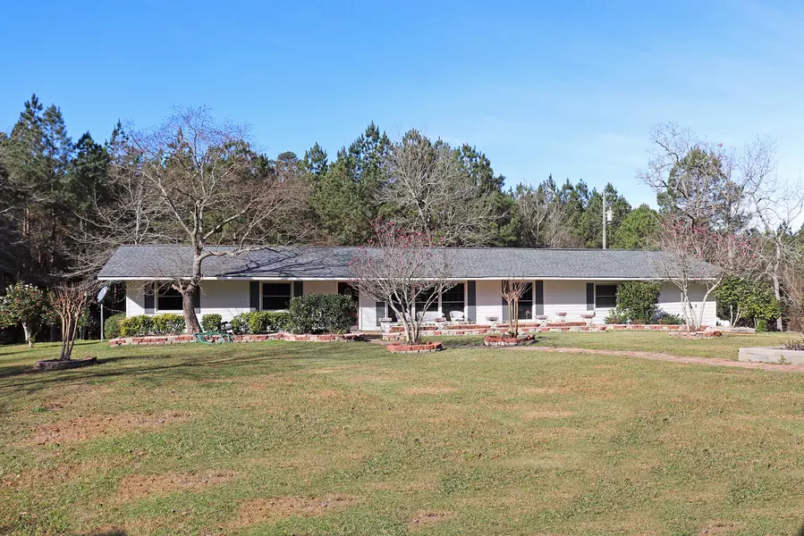 74 Aultman Rd., Sumrall, MS 39482