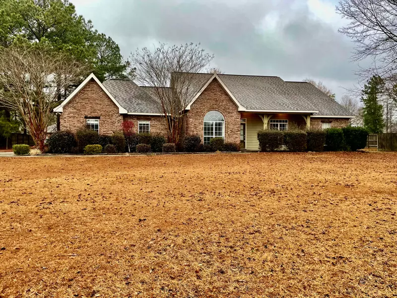 20 Pinnacle PT, Petal, MS 39465