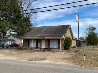 Petal, MS 39465,127 S George St.