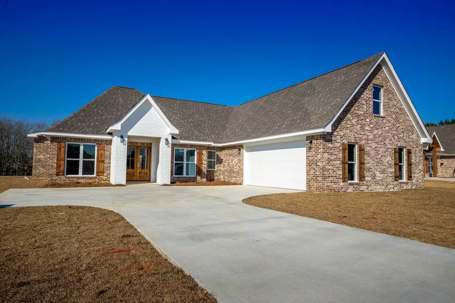 36 Stonemore, Petal, MS 39465