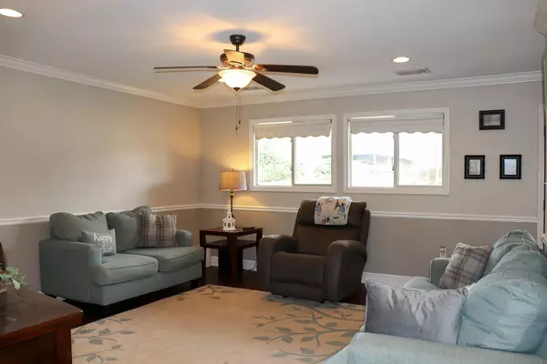 Petal, MS 39465,608 Ogilsvie Dr.