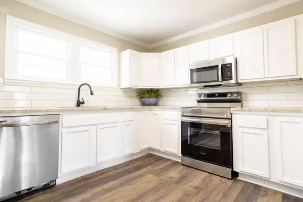 Petal, MS 39465,312 Petal Dr.