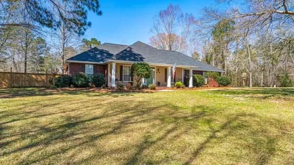 Petal, MS 39465,517 Longleaf Dr.