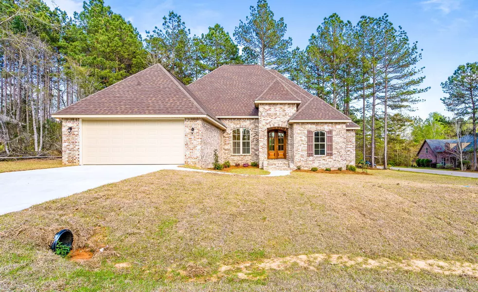 63 Carriage Parke Dr., Purvis, MS 39475