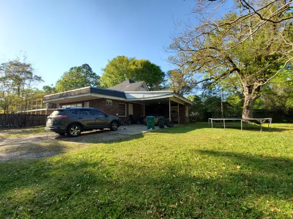 Petal, MS 39465,302 Petal Dr.