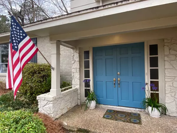 Hattiesburg, MS 39402,303 Hillendale Dr.