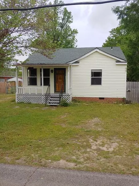 212 N George St., Petal, MS 39465