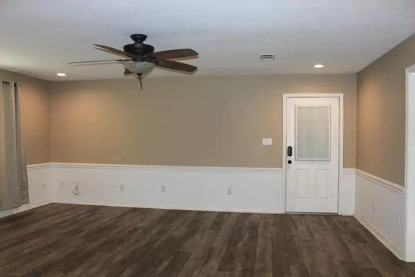 Petal, MS 39465,118 Watkins Dr.