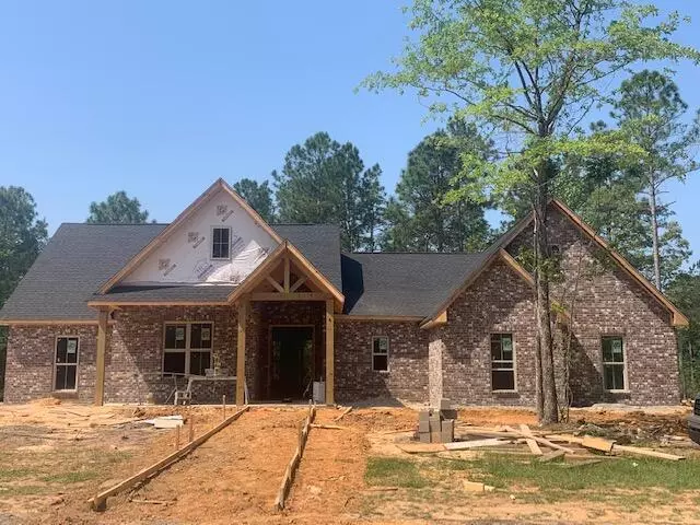 25 Silverstone, Petal, MS 39465