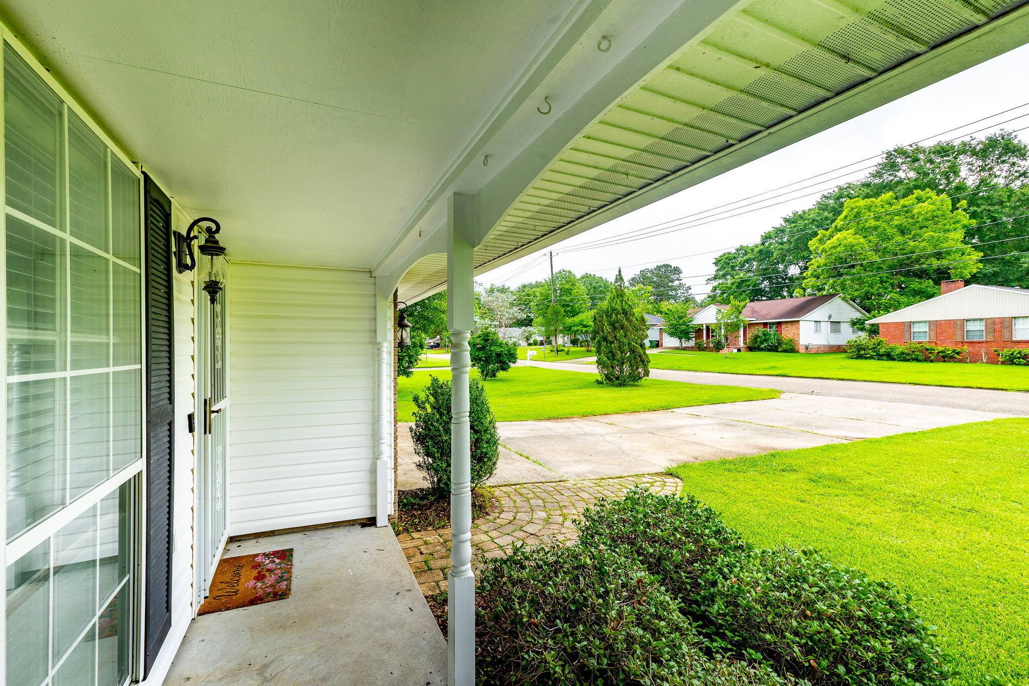 Hattiesburg, MS 39402,705 Hillendale