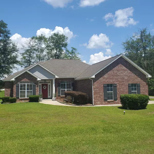 60 Edgeware, Petal, MS 39465