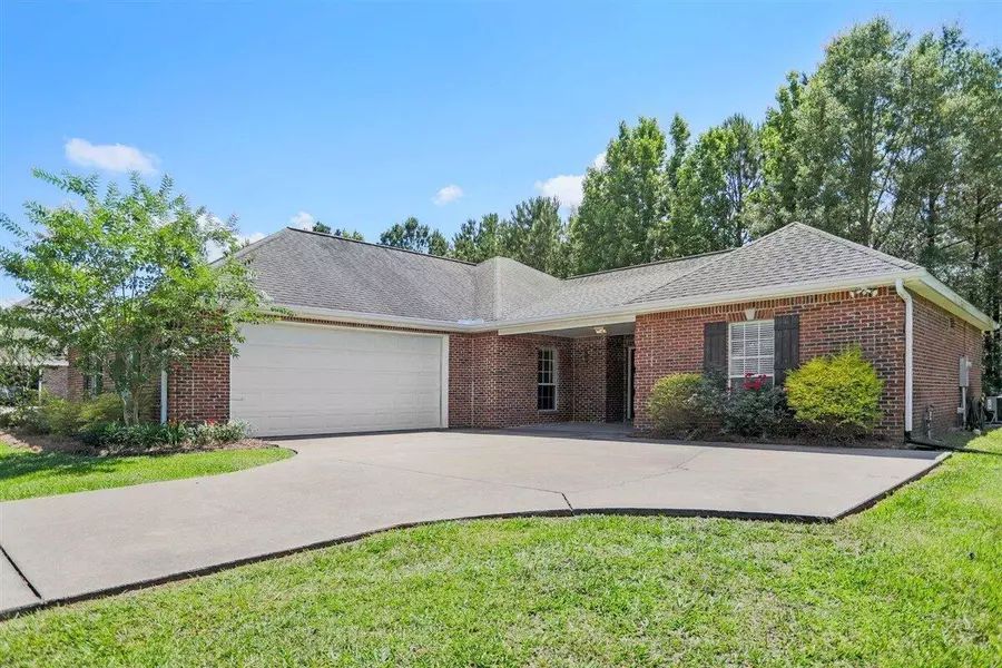 160 Latigo LOOP, Sumrall, MS 39482