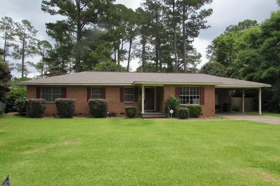 922 Meadowood Dr., Columbia, MS 39429