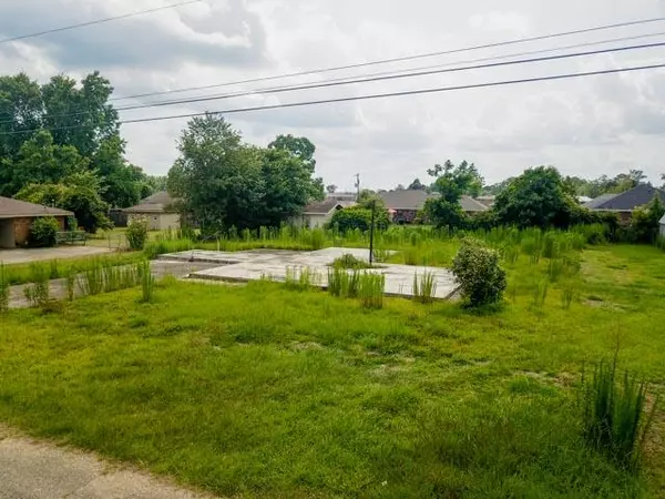 Petal, MS 39465,106 Hyland Dr.