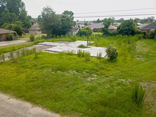 Petal, MS 39465,106 Hyland Dr.