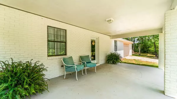 Petal, MS 39465,12 Coston Ln.