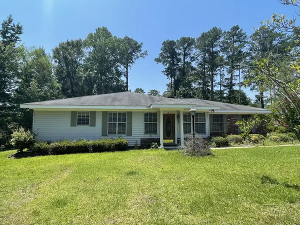 Petal, MS 39465,14 Pine Knoll