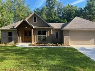 74 Stonegate Dr., Hattiesburg, MS 39402