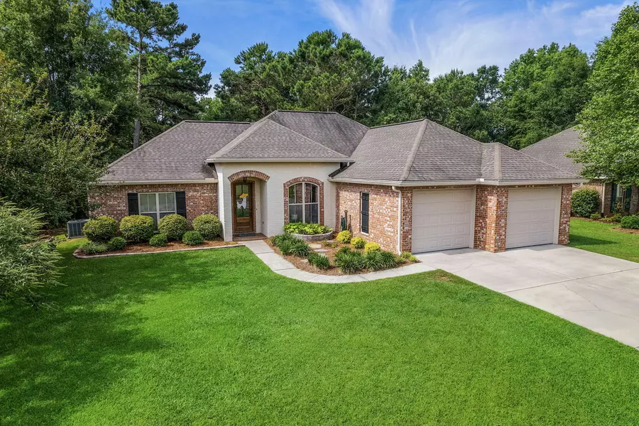 5 W Donnington Ct., Hattiesburg, MS 39402