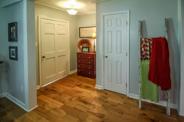 Petal, MS 39465,109 Walton Dr.