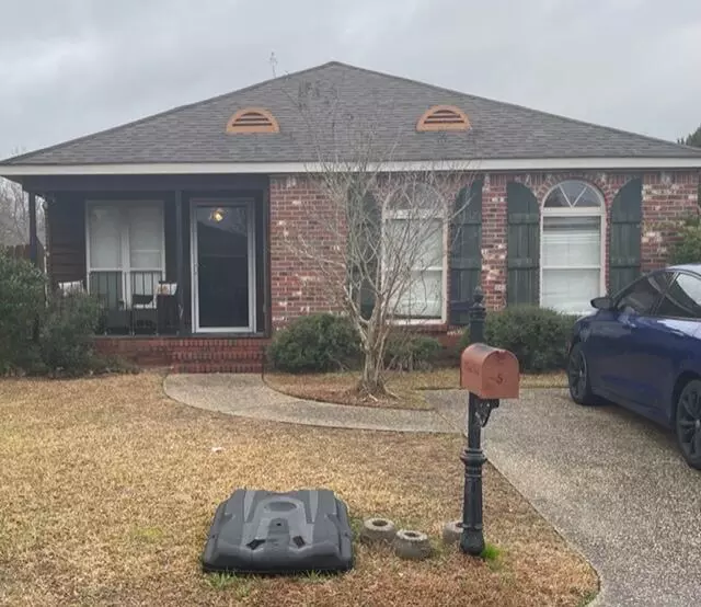 5 Venice Dr., Hattiesburg, MS 39402