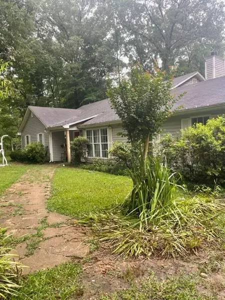 820 Hilderbrand Rd., Yazoo City, MS 39040