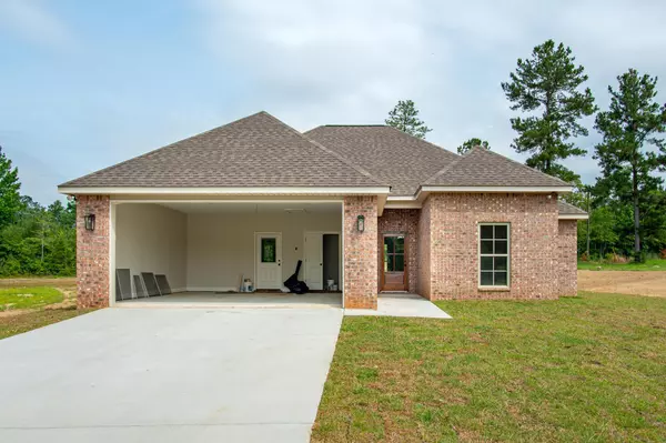 68 Chastain, Sumrall, MS 39482