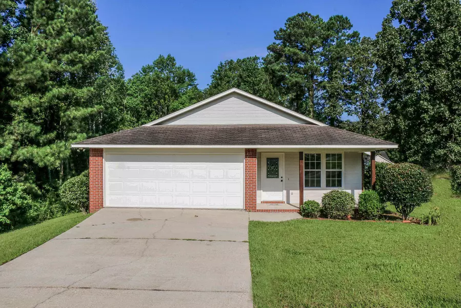 353 Delta Dr., Hattiesburg, MS 39402