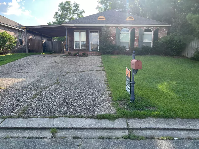 7 Brenton St., Hattiesburg, MS 39402