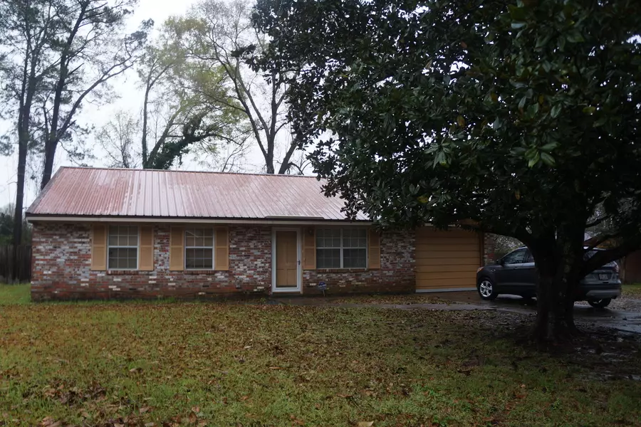 1034 Lemoyne St., Prentiss, MS 39474