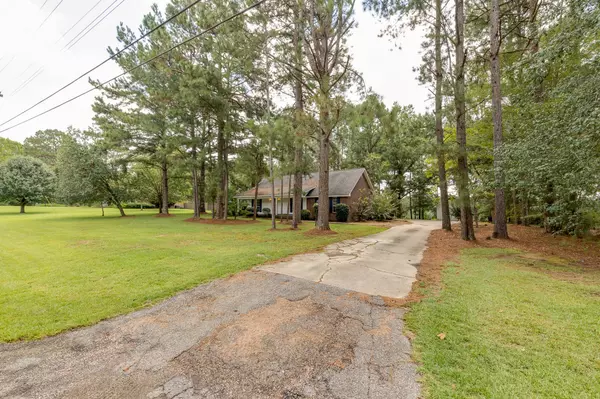 Petal, MS 39465,202 Longleaf Dr.