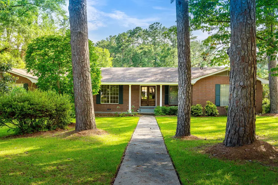 1321 Etta St., Prentiss, MS 39474