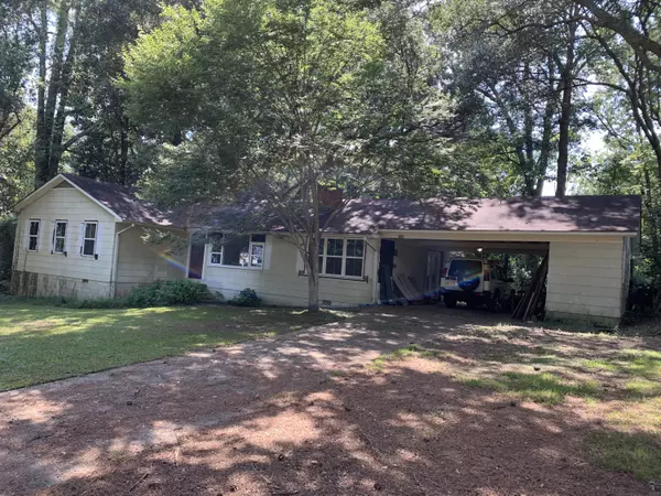 Laurel, MS 39440,1710 Lake Park Dr