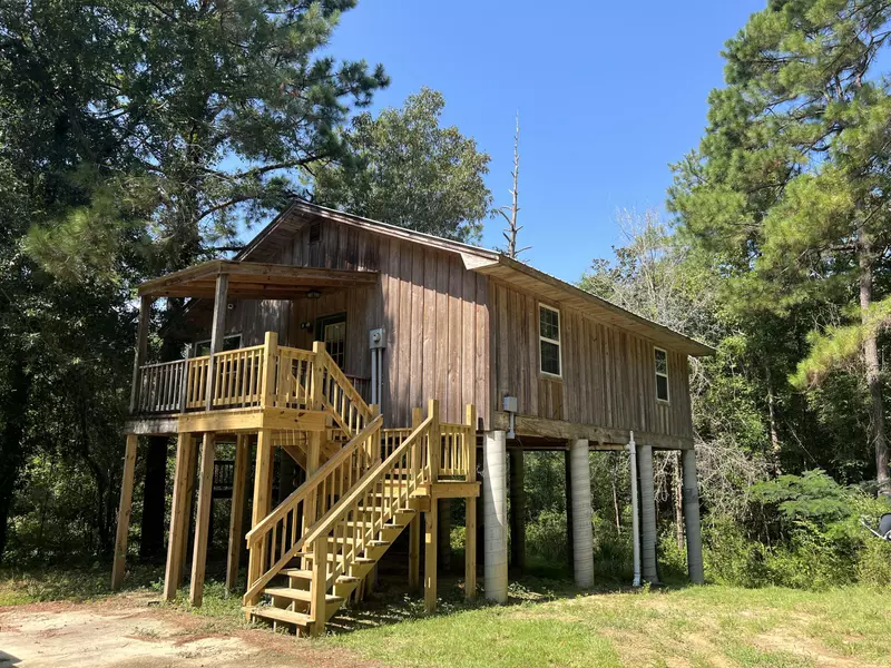 62 Black Creek Rd., Hattiesburg, MS 39401