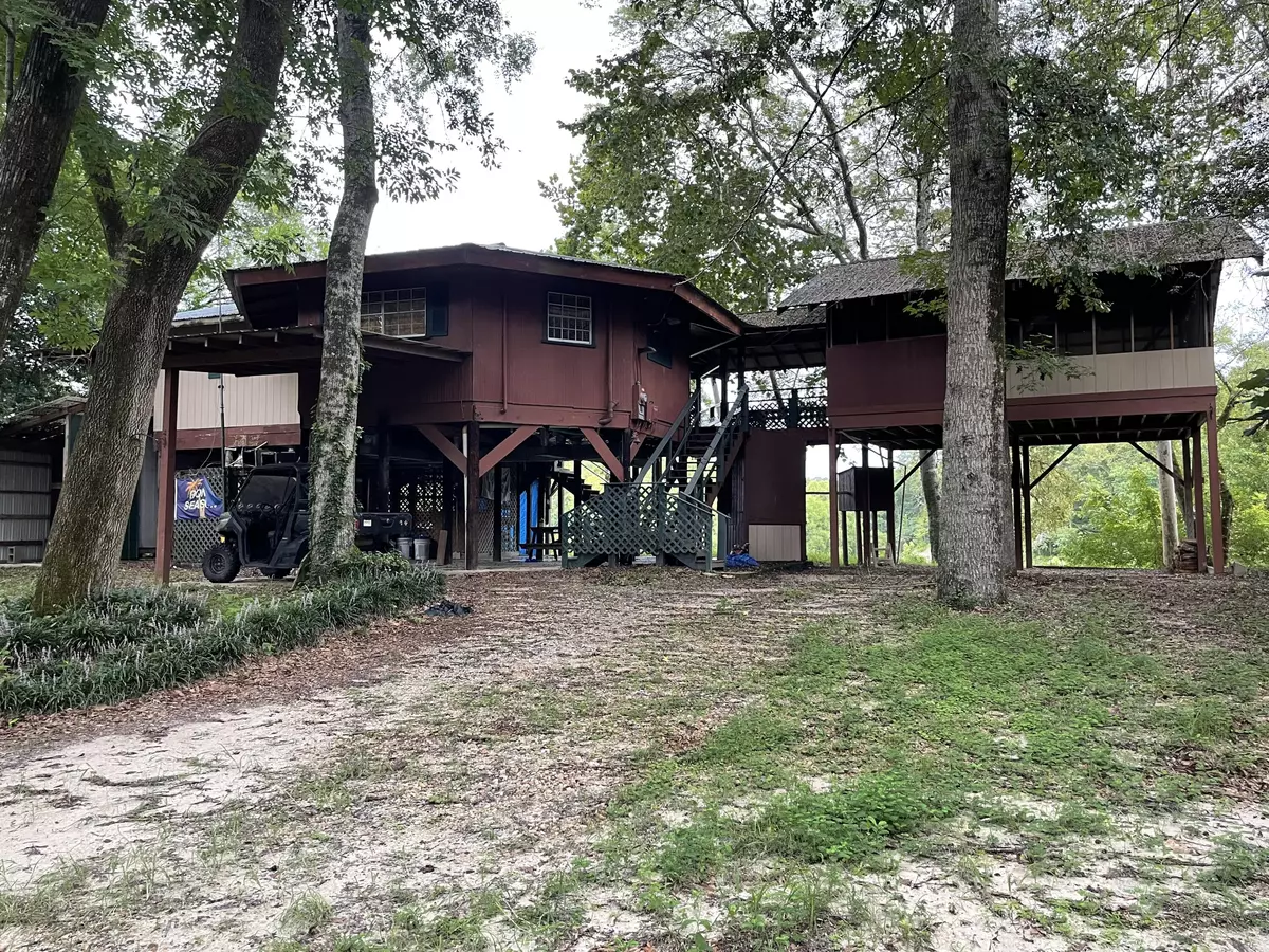 New Augusta, MS 39462,140 River Lot Rd.