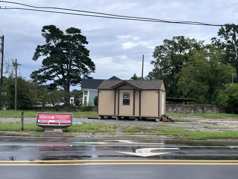 524 S High School, Columbia, MS 39429